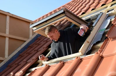Pose de fenêtres de toit Velux à Bézenet